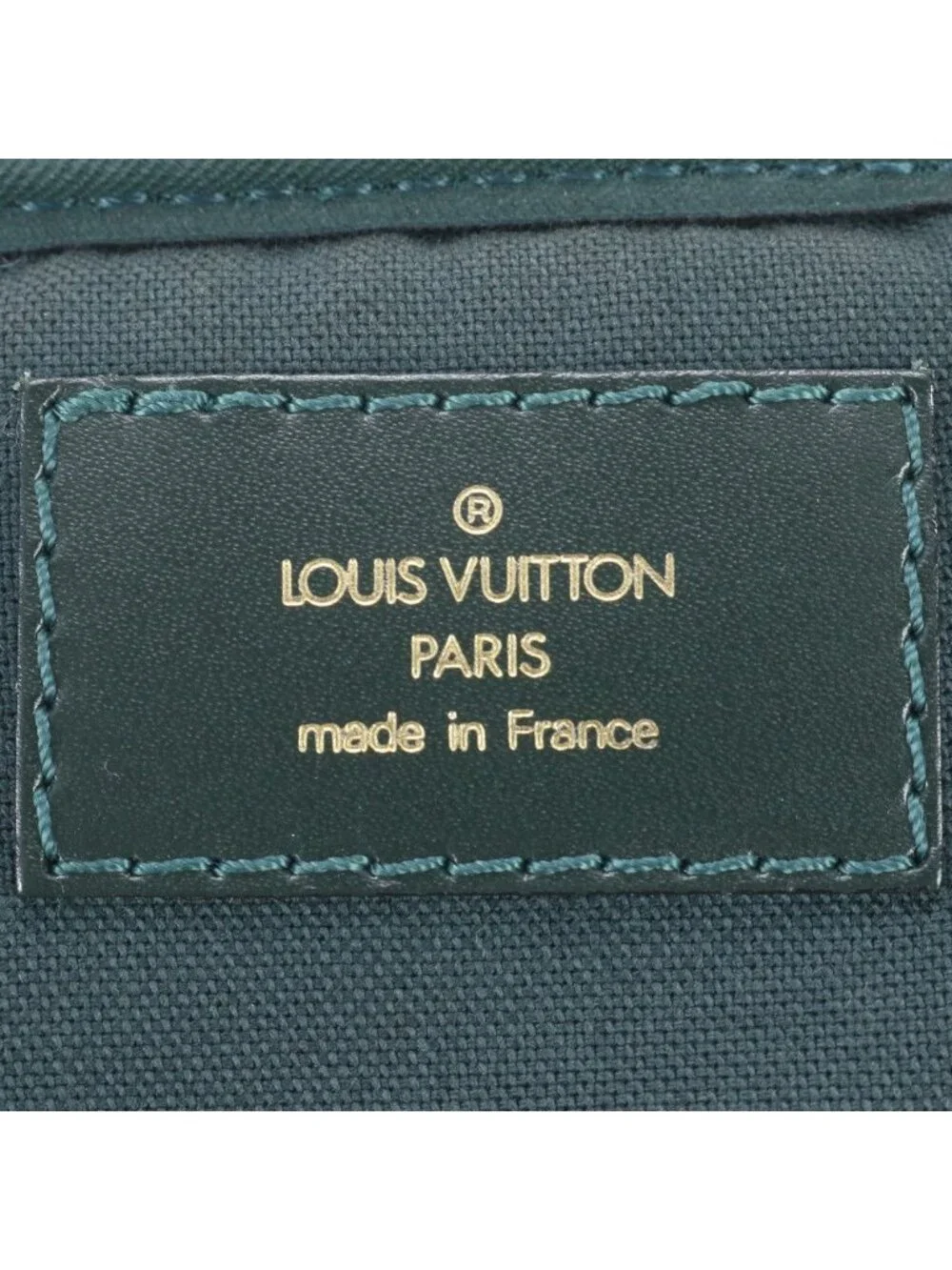 Louis Vuitton Taiga Tula Leather 2-Way Shoulder Bag Crossbody Business
